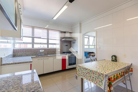 Apartamento para alugar com 140m², 4 quartos e 2 vagasCozinha