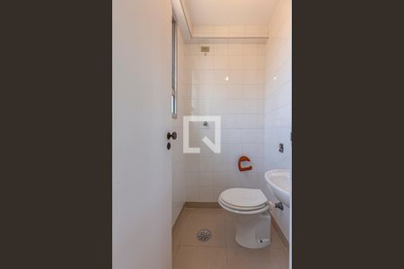 Apartamento para alugar com 140m², 4 quartos e 2 vagasBanheiro de Serviço