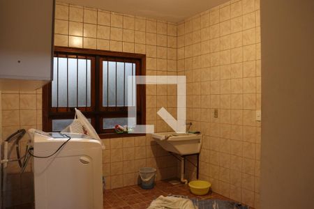 Casa à venda com 270m², 3 quartos e 2 vagasÁrea de Serviço