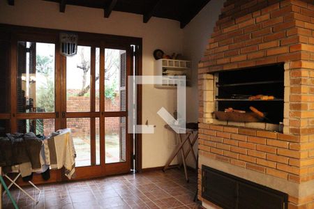 Casa à venda com 270m², 3 quartos e 2 vagasÁrea de Serviço