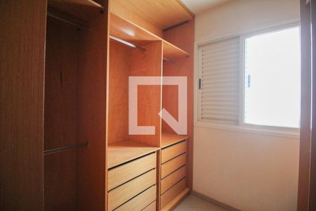 Apartamento à venda com 72m², 3 quartos e 2 vagasQuarto 3