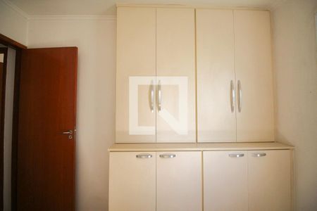 Apartamento à venda com 72m², 3 quartos e 2 vagasQuarto 2