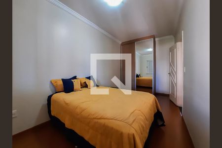 Casa à venda com 200m², 4 quartos e 4 vagas Casa à venda com 200m², 4 quartos e 4 vagasQuarto 1