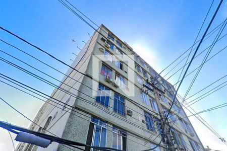 Apartamento à venda com 55m², 2 quartos e sem vaga Apartamento à venda com 55m², 2 quartos e sem vagaFachada