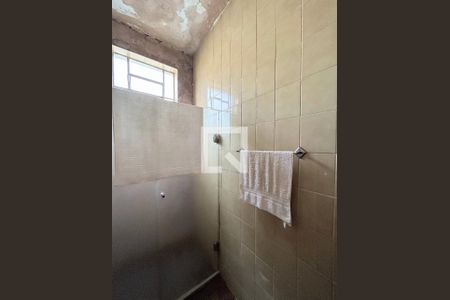 Apartamento à venda com 180m², 3 quartos e 1 vaga Apartamento à venda com 180m², 3 quartos e 1 vagaBanheiro