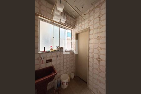 Apartamento à venda com 180m², 3 quartos e 1 vaga Apartamento à venda com 180m², 3 quartos e 1 vagaÁrea de Serviço