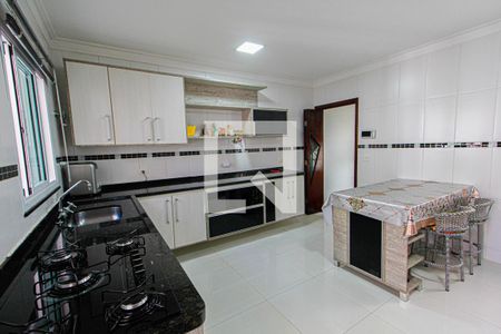 Casa à venda com 250m², 3 quartos e 4 vagas Casa à venda com 250m², 3 quartos e 4 vagasCozinha