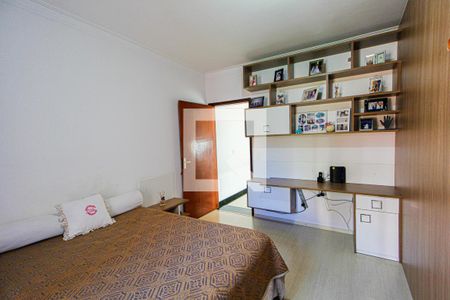 Casa à venda com 250m², 3 quartos e 4 vagas Casa à venda com 250m², 3 quartos e 4 vagasQuarto Suíte 3