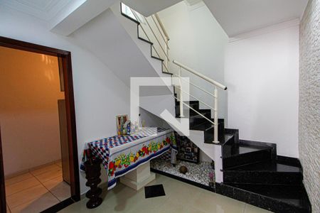 Casa à venda com 250m², 3 quartos e 4 vagas Casa à venda com 250m², 3 quartos e 4 vagasHall de entrada