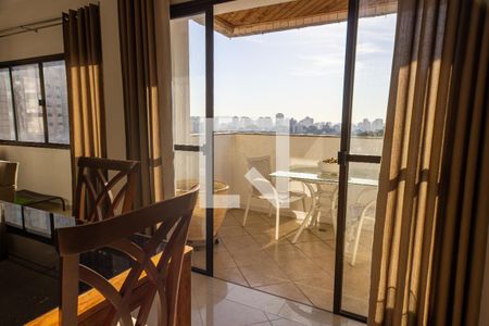 Apartamento à venda com 174m², 4 quartos e 3 vagasVaranda 