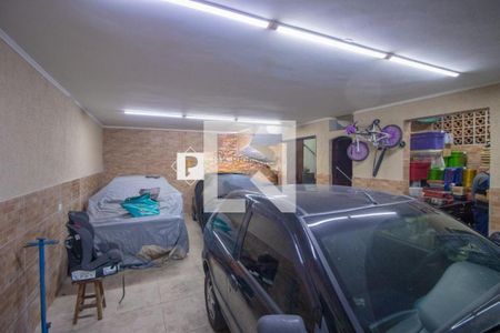 Casa à venda com 235m², 4 quartos e 6 vagas
