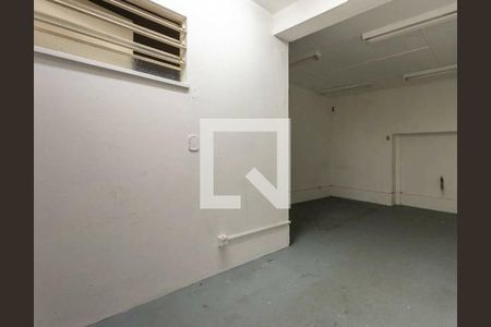 Casa à venda com 331m², 6 quartos e 6 vagas