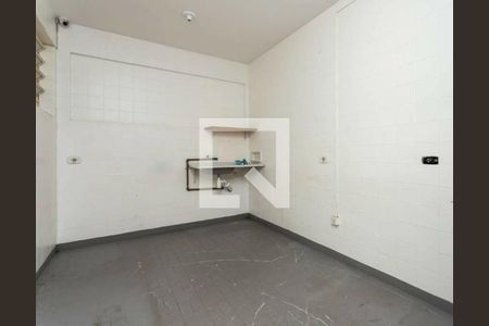 Casa à venda com 331m², 6 quartos e 6 vagas