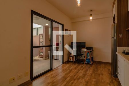 Studio à venda com 81m², 1 quarto e 1 vaga Studio à venda com 81m², 1 quarto e 1 vagaStudio