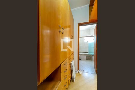 Casa à venda com 176m², 3 quartos e 4 vagasCloset da Suíte