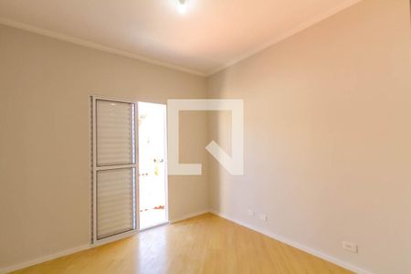 Casa à venda com 176m², 3 quartos e 4 vagasQuarto 2