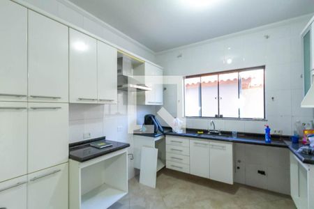 Casa à venda com 176m², 3 quartos e 4 vagasCozinha