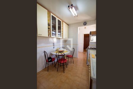 Apartamento à venda com 100m², 2 quartos e 2 vagas Apartamento à venda com 100m², 2 quartos e 2 vagasCozinha