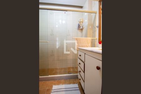 Apartamento à venda com 100m², 2 quartos e 2 vagas Apartamento à venda com 100m², 2 quartos e 2 vagasBanheiro da Suíte