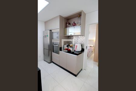 Apartamento à venda com 70m², 1 quarto e 2 vagas Apartamento à venda com 70m², 1 quarto e 2 vagasCozinha