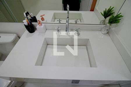 Apartamento à venda com 70m², 1 quarto e 2 vagas Apartamento à venda com 70m², 1 quarto e 2 vagasBanheiro da Suíte