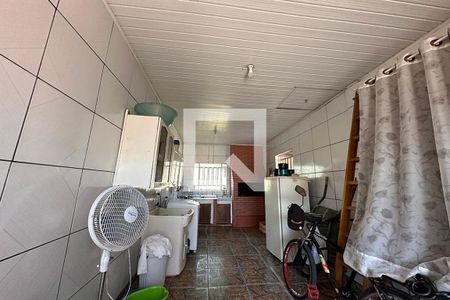 Casa à venda com 140m², 2 quartos e 1 vagaÁrea de Serviço
