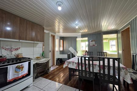 Casa à venda com 60m², 2 quartos e 2 vagasCozinha