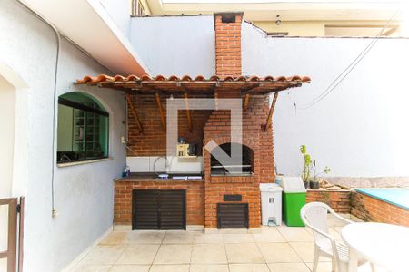 Casa à venda com 160m², 2 quartos e 5 vagas Casa à venda com 160m², 2 quartos e 5 vagasChurrasqueira