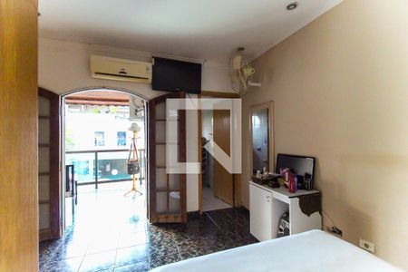 Casa à venda com 160m², 2 quartos e 5 vagas Casa à venda com 160m², 2 quartos e 5 vagasSuíte 1