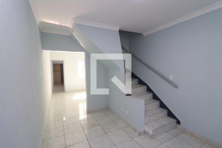 Sala de TV de casa para alugar com 2 quartos, 90m² em Vila Gomes Cardim, São Paulo