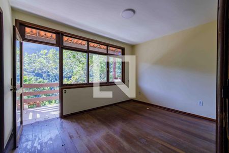 Casa para alugar com 360m², 3 quartos e 5 vagas Casa para alugar com 360m², 3 quartos e 5 vagasSuíte 1