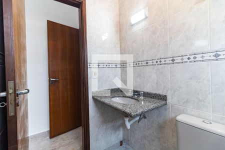 Casa à venda com 200m², 3 quartos e 4 vagas Casa à venda com 200m², 3 quartos e 4 vagasBanheiro da Suíte 2