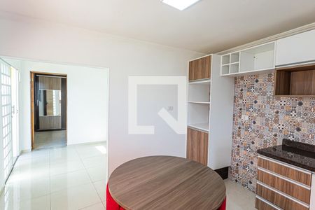 Casa para alugar com 45m², 1 quarto e sem vaga Casa para alugar com 45m², 1 quarto e sem vagaCozinha