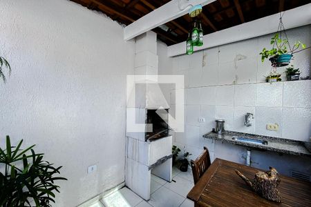 Casa à venda com 110m², 2 quartos e 2 vagasChurrasqueira
