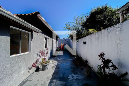 Casa à venda com 110m², 2 quartos e 2 vagasQuintal