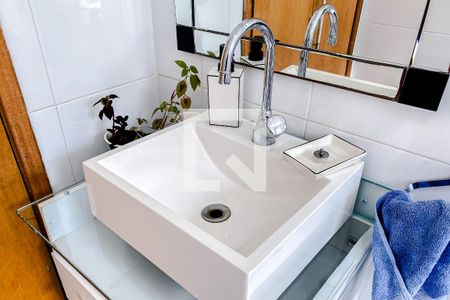 Casa à venda com 110m², 2 quartos e 2 vagasBanheiro