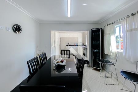 Casa à venda com 110m², 2 quartos e 2 vagasCozinha