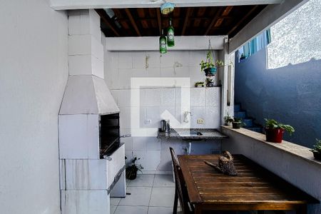 Casa à venda com 110m², 2 quartos e 2 vagasChurrasqueira