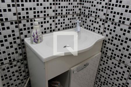 Apartamento à venda com 90m², 2 quartos e 1 vaga Apartamento à venda com 90m², 2 quartos e 1 vagaBanheiro 1