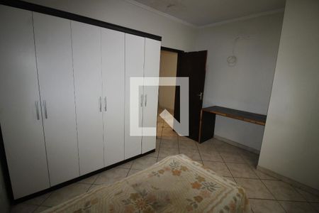 Casa à venda com 270m², 3 quartos e 2 vagasQuarto 3 