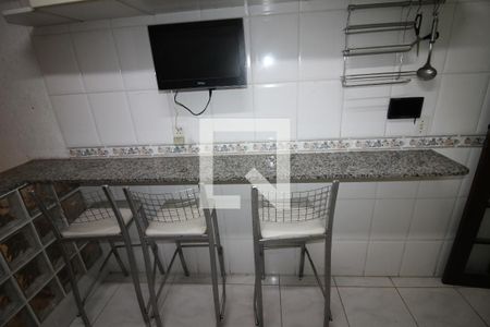 Casa à venda com 270m², 3 quartos e 2 vagasCozinha