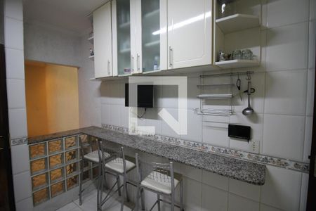 Casa à venda com 270m², 3 quartos e 2 vagasCozinha