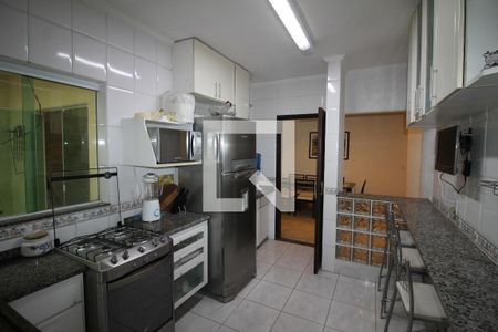 Casa à venda com 270m², 3 quartos e 2 vagasCozinha