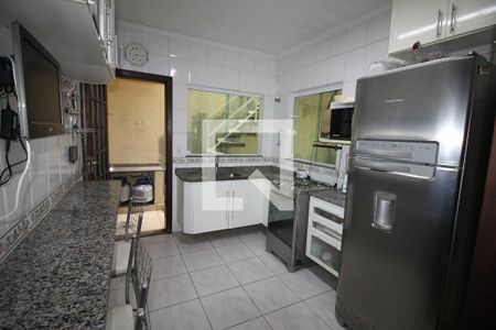Casa à venda com 270m², 3 quartos e 2 vagasCozinha
