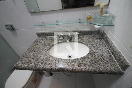 Casa à venda com 270m², 3 quartos e 2 vagasBanheiro da Suíte