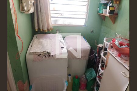 Casa à venda com 108m², 2 quartos e 2 vagasLavanderia