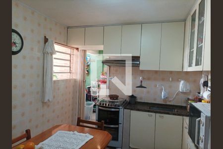 Casa à venda com 108m², 2 quartos e 2 vagasCozinha