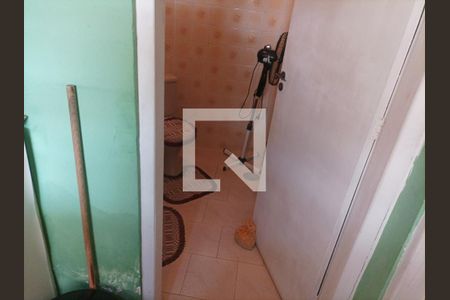 Casa à venda com 108m², 2 quartos e 2 vagasLavanderia