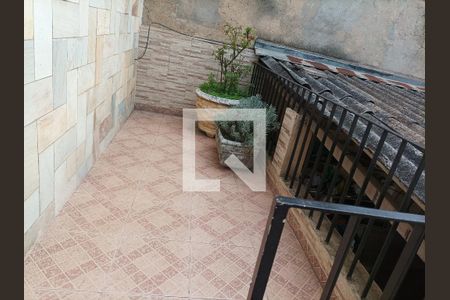 Casa à venda com 108m², 2 quartos e 2 vagasQuintal