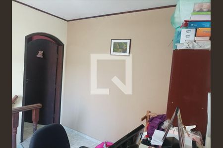 Casa à venda com 108m², 2 quartos e 2 vagasHall dos quartos